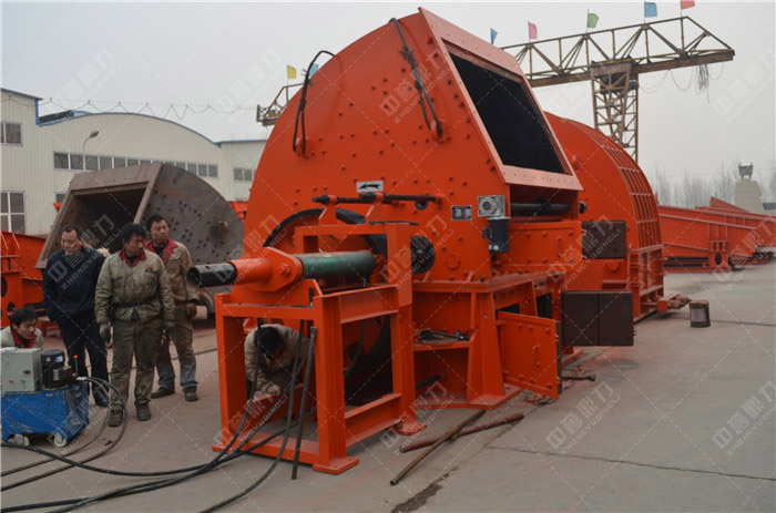 PC1012型錘式破碎機(jī)