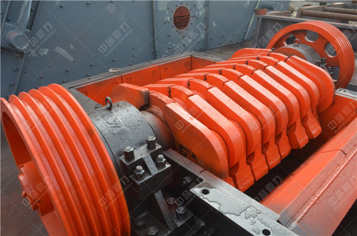 PC1012型錘式破碎機(jī)